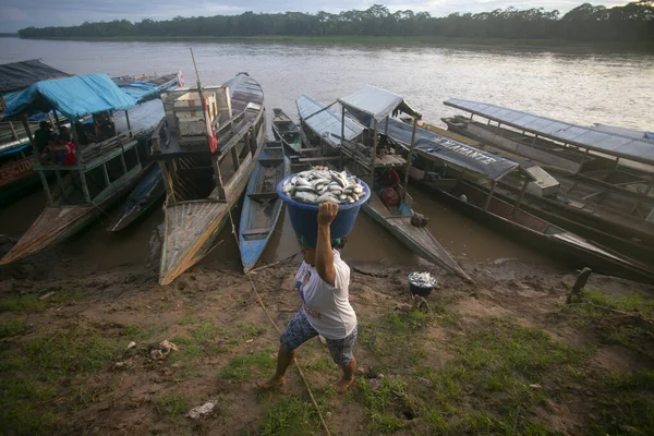 Yurimaguas Peru Oktober 2022 Gemeinschaft Von Fischern Die Auf Dem — Stockfoto