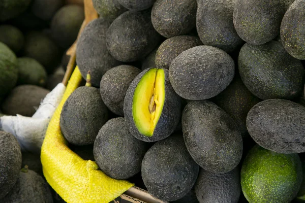 Aguacates Puesto Mercado Central Frutas Verduras Arequipa Perú —  Fotos de Stock