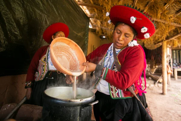 Maras Peru 1St October 2022 Celebrating Pachamanca Feast Quechua Tribe — Stok fotoğraf