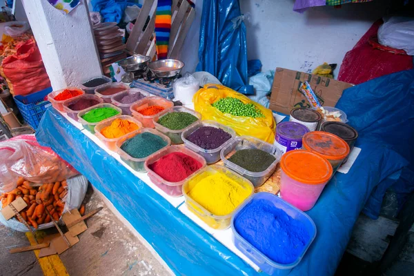 Natürliche Farbstoffe Auf Dem Zentralen Markt Der Stadt Cusco Peru — Stockfoto
