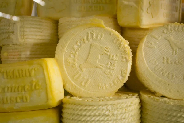 Top Quality Peruvian Organic Cheeses Market Stall City Cusco Peru — Stock Photo, Image
