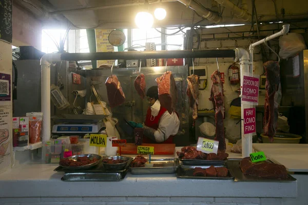 Lima Peru Janeiro 2023 Barraca Alimentos Vendendo Carne Mercado Surquillo — Fotografia de Stock