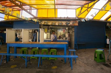 Puno, Peru; 1 Ocak 2023: Puno şehrindeki ünlü restoran 