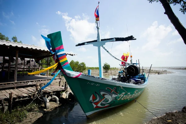 Рыболовные Суда Провинции Сишон Юге Таиланда — стоковое фото