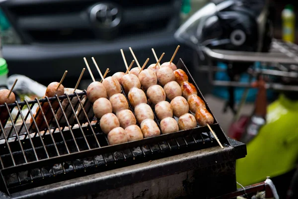 Antipasti Pesce Fritto Una Bancarella Street Food Nella Città Bangkok — Foto Stock