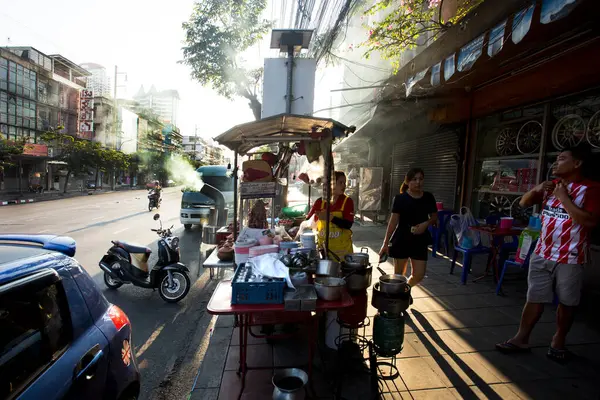 Bangkok Tailandia Enero 2023 Puesto Comida Callejera Las Calles Bangkok —  Fotos de Stock