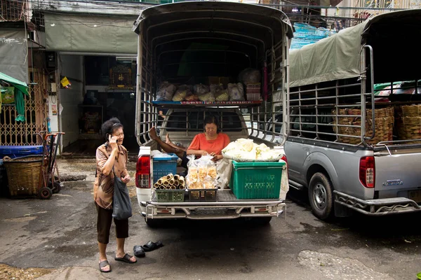 Bangkok Tailândia Janeiro 2023 Mulher Vendendo Comida Parte Trás Uma — Fotografia de Stock
