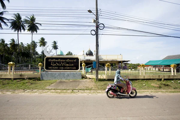 Koh Yao Tailandia Enero 2023 Gente Isla Koh Yao Conduciendo — Foto de Stock