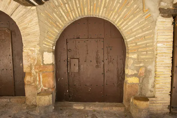 Old Wood Door Medieval Town Alquezar Huesca Spain — Stock Photo, Image