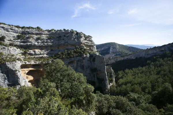 Ruta del abrigo de Chimiachas on la sierra de Guara, İspanya Huesca 'da.