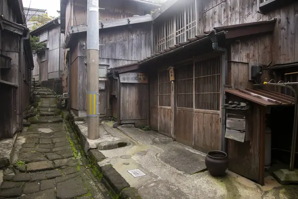 니가타 시대의 가옥이있는 오래된 슈쿠네기 — 스톡 사진