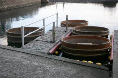 Tarai-bune, Japonya 'nın Niigata ilinin Sado Adası bölgesinde bulunan geleneksel bir Japon balıkçı teknesi..