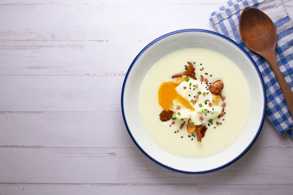 Poached Egg Potato Cream Mushrooms — Stock Photo, Image