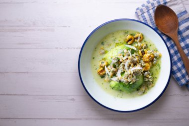 Midye ve avokado ile Ceviche