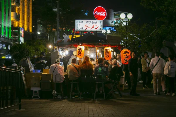 Fukuoka Japonsko Října 2023 Lidé Jedí Pijí Yatai Zátoce Hakata — Stock fotografie