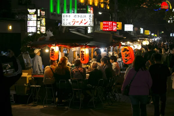 Fukuoka Japonsko Října 2023 Lidé Jedí Pijí Yatai Zátoce Hakata — Stock fotografie