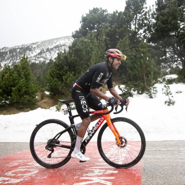 Girona, İspanya 18 Mart 2024: Brandon Smith RIVERA VARGAS (COL) Ekibi INEOS GRENADIERS La Volta Catalunya 2024.