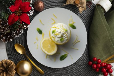 Limonlu kremalı tatlı..