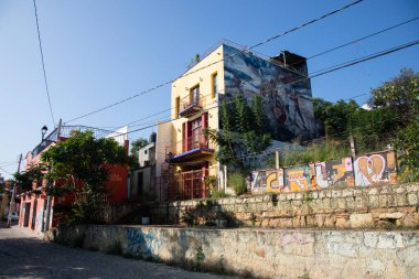 Oaxaca, Meksika; 1 Ocak 2025: Oaxaca kentindeki Xochimilco semtinin renkli caddelerinin manzarası.