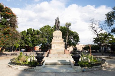 Oaxaca, Meksika; 1 Ocak 2025: Oaxaca kentindeki Juarez el LLano Parkı.
