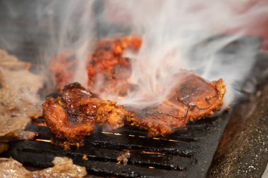 Beef jerky barbacoa Meksika 'nın Puebla bölgesinde bulunan geleneksel bir Atlixco yemeğidir..