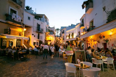 İbiza, İspanya; 1 Ekim 2024: The Portal de ses Taules, UNESCO 'nun Dünya Mirası Bölgesi olan Dalt Vila' nın görkemli girişi..