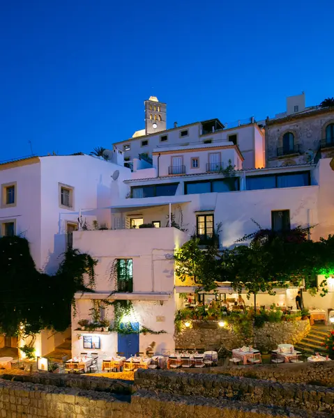 İbiza, İspanya; 1 Ekim 2024: The Portal de ses Taules, UNESCO 'nun Dünya Mirası Bölgesi olan Dalt Vila' nın görkemli girişi..