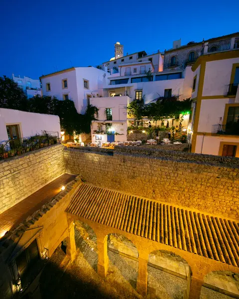 İbiza, İspanya; 1 Ekim 2024: The Portal de ses Taules, UNESCO 'nun Dünya Mirası Bölgesi olan Dalt Vila' nın görkemli girişi..