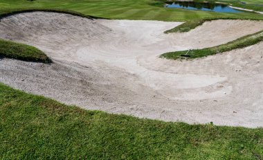 Golf sahası arka planı.