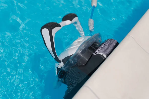 Robot vacuum cleaner for the pool cleans the outdoor pool