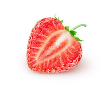 İzole edilmiş çilek. Tüm çilek kesimi beyaz arka planda izole edilmiş, kırpma yolu ile