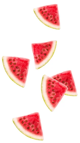 Vereinzelte Fliegende Wassermelonenscheiben Wassermelone Fruchtstücke Der Luft Isoliert Auf Weißem — Stockfoto