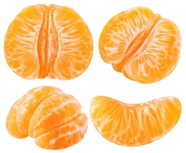 Geïsoleerde Geschilde Citrusvruchten Verzameling Van Mandarijnen Sinaasappelvruchtenschijfjes Geïsoleerd Witte Achtergrond — Stockfoto