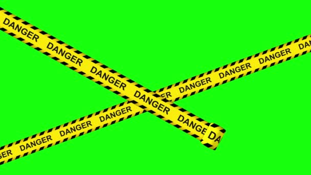 2つの危険のビデオは 緑色の隔離された背景に黄色の黒いテープストライプに注意してください 危険閉鎖区域の概念 高品質4K映像 — ストック動画