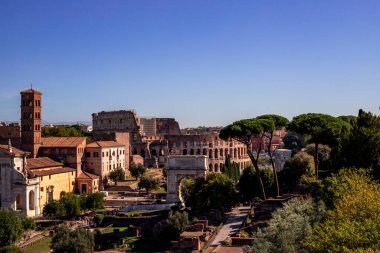 Roma, İtalya 'da bulunan fantastik bir Avrupa şehridir. Tatillerinizi geçirmek için ideal bir şehir..