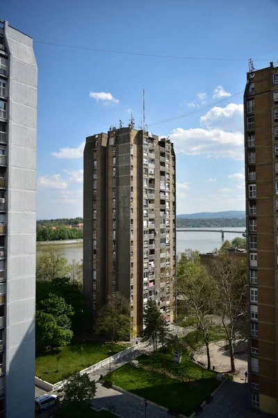 Residential skyscrapers from brutalism age