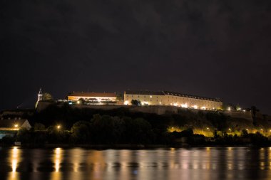 Sırbistan 'ın Novi Sad kentindeki Petrovaradin kalesi