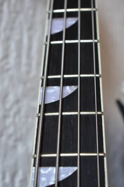 Basová Kytara Detail Zblízka — Stock fotografie
