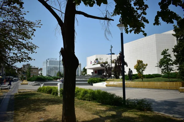 Novi Sad Sérvia 2023 Teatro Nacional Sérvio Dia Ensolarado — Fotografia de Stock