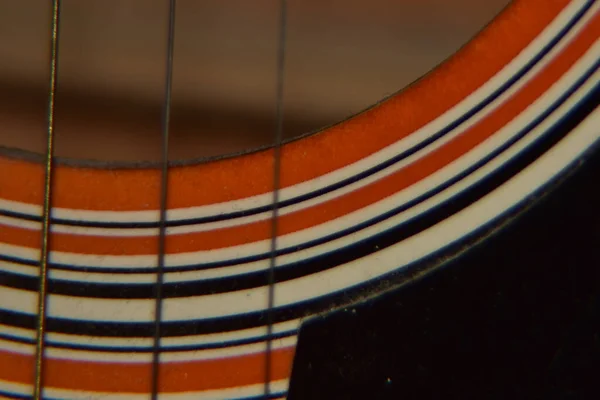Κλείσιμο Ακουστικών Χορδών Κιθάρας Ακραία Μακροσκοπική Λήψη Χορδών Οργάνων Ακουστικής — Φωτογραφία Αρχείου