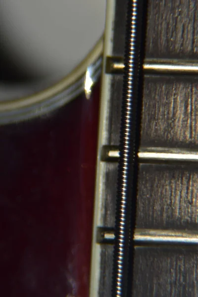Närbild Basgitarrsträngar Extrem Makro Skott Instrument Tjock Metallsträngar Bas Gitarr — Stockfoto