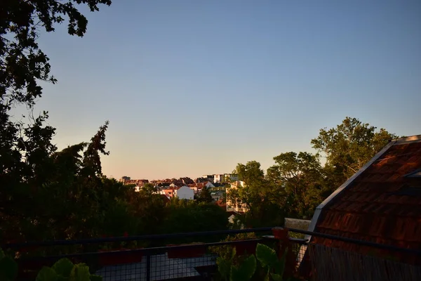 Zachód Słońca Nad Miastem Balkonu — Zdjęcie stockowe