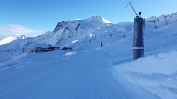 Avusturya Alplerinde Kış Kayak Merkezinde Kayak Yaparken Hintersmoxer Buzulu Güneşin — Stok video