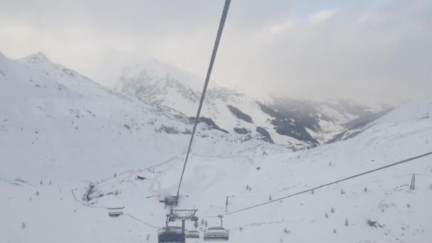 Montanhas Cobertas Neve Disparadas Cima Alpes Europeus Geleira Hintertux — Vídeo de Stock