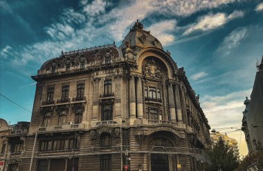 Binalar ve mimari, binanın ön cephesi. Yüksek kaliteli fotoğraf.