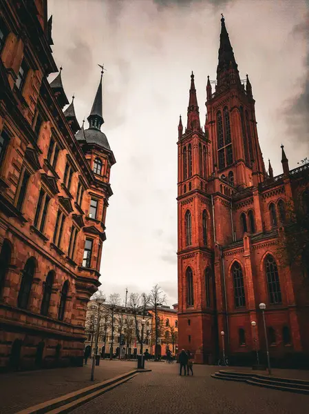 Wiesbaden 'deki Evanjelik Pazar Kilisesi. Yüksek kaliteli fotoğraf.