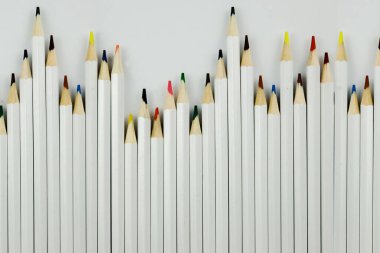 renkli kalem, beyaz arkaplan, izole et.