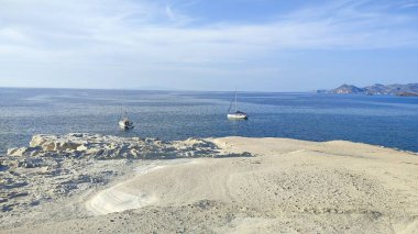 Sarakiniko Beach Milos Yunanistan