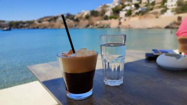 Syros Adası Yunanistan Bölgesi Vari Sahili