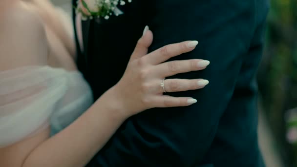 Brides Hand Grooms Shoulder — Vídeo de stock